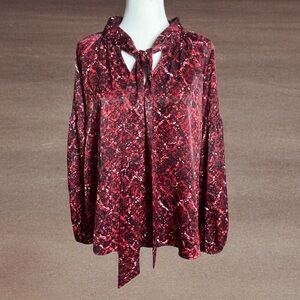 Kaari Blue dressy shirt, size M